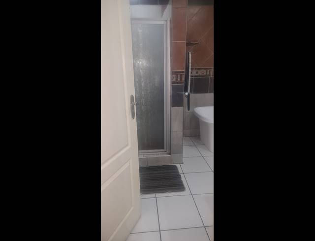 4 BEDROOM HOUSE FOR SALE IN PROTEA PARK